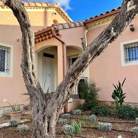 Cap Brun: 3 Chambres + Studio, Piscine + Jacuzzi Villa